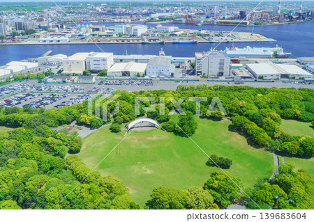 View of Chiba City from Chiba Port Tower | Chiba Port Park (around the circular lawn area) and the Soga industrial area View of Chiba City from Chiba Port Tower | Chiba Port Park (around the circular lawn area) and the Soga industrial area 139683604