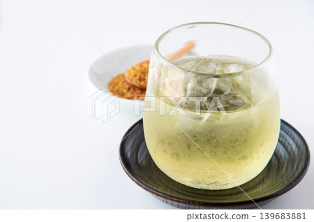 Cold buckwheat tea Cold buckwheat tea 139683881