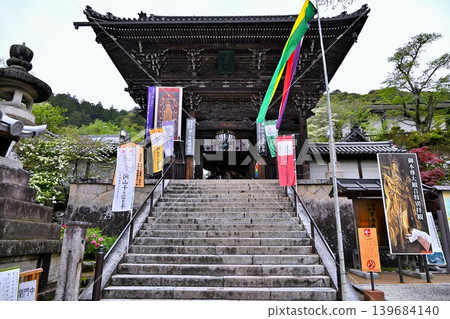 長谷寺仁王門景色 長谷寺仁王門景色 139684140