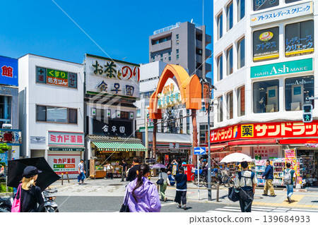 Koenji Station, Tokyo; Koenji North Exit Plaza; Junjo Shopping Street; the setting for the novel "Koenji Junjo Shopping Street". Koenji Station, Tokyo; Koenji North Exit Plaza; Junjo Shopping Street; the setting for the novel "Koenji Junjo Shopping Street". 139684933