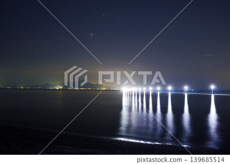 納加貝塔海底公路與星空 139685514