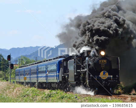 C57 型蒸汽機車 1 139685615