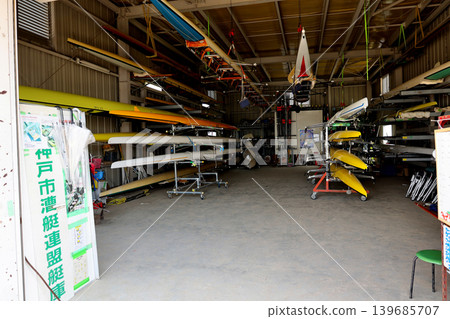Waterside Promenade Uozaki, Kobe City Rowing Federation Boathouse Waterside Promenade Uozaki, Kobe City Rowing Federation Boathouse 139685707