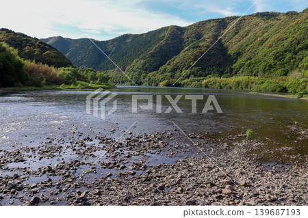 Kochi Prefecture, the Shimanto River in fresh greenery Kochi Prefecture, the Shimanto River in fresh greenery 139687193