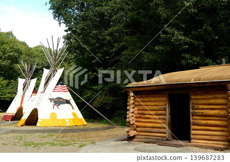 Native American homes Native American homes 139687283