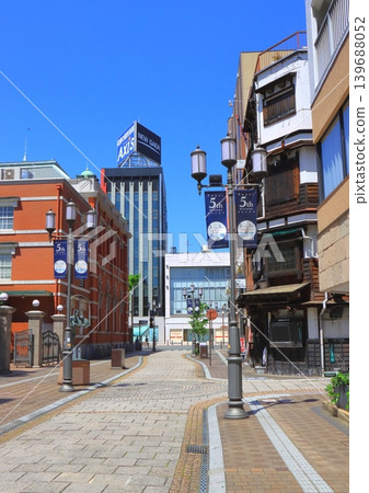 Funai 5th Street (Oita City, vertical composition) 139688052