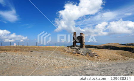 Utsukushigahara Plateau Information Board Utsukushigahara Plateau Information Board 139688254