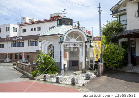 Funagoya Onsen, located in Chikugo City, Fukuoka Prefecture (for drinking the spring water) Funagoya Onsen, located in Chikugo City, Fukuoka Prefecture (for drinking the spring water) 139688651