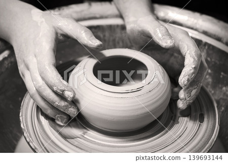 Hand make small clay pot 139693144
