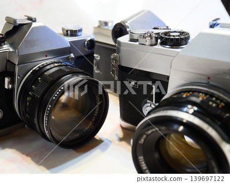 Film camera 139697122