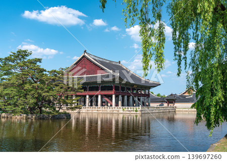 Seoul, South Korea - May. 14, 2026 : Beautiful view of Gyeonghoeru Pavilion in Gyeongbokgung Palace with pond reflection in early summer, Seoul, South Korea Seoul, South Korea - May. 14, 2026 : Beautiful view of Gyeonghoeru Pavilion in Gyeongbokgung Palace with pond reflection in early summer, Seoul, South Korea 139697260