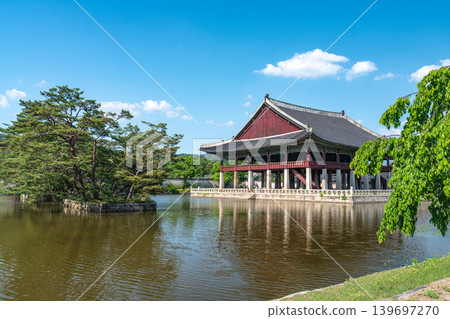 Seoul, South Korea - May. 14, 2026 : Beautiful view of Gyeonghoeru Pavilion in Gyeongbokgung Palace with pond reflection in early summer, Seoul, South Korea Seoul, South Korea - May. 14, 2026 : Beautiful view of Gyeonghoeru Pavilion in Gyeongbokgung Palace with pond reflection in early summer, Seoul, South Korea 139697270