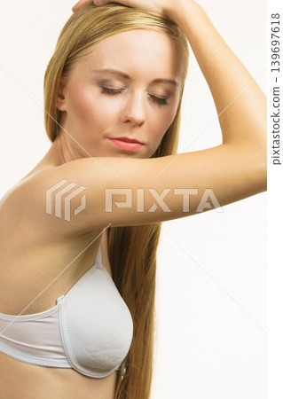 Girl long hair wearing bra Girl long hair wearing bra 139697618
