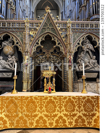 Main Altar in Historic Westminster Abby, London Main Altar in Historic Westminster Abby, London 139700322