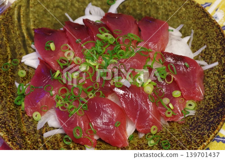 Fresh bonito sashimi (in season) Fresh bonito sashimi (in season) 139701437