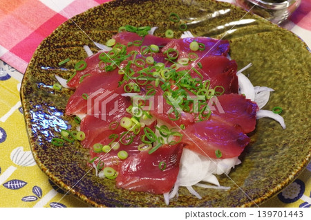 新鮮鰹魚刺身(當季) 新鮮鰹魚刺身(當季) 139701443