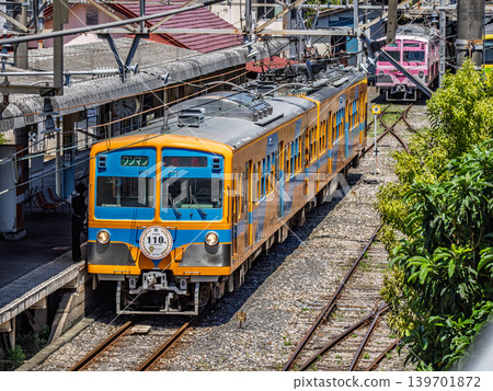 The Ryutetsu 5000 series "Ryusei" train (with a headmark commemorating the 110th anniversary of the Ryutetsu Railway's opening) stopped at Nagareyama Station on the Ryutetsu Nagareyama Line. The Ryutetsu 5000 series "Ryusei" train (with a headmark commemorating the 110th anniversary of the Ryutetsu Railway's opening) stopped at Nagareyama Station on the Ryutetsu Nagareyama Line. 139701872