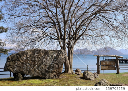 五月初在北海道洞爺湖遊覽，洞爺湖春季之旅，湖畔之旅，北海道春季之旅，洞爺湖鎮 139702259