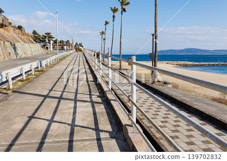 Eijima Beach on a sunny day (Akashi City, Hyogo Prefecture) Eijima Beach on a sunny day (Akashi City, Hyogo Prefecture) 139702832