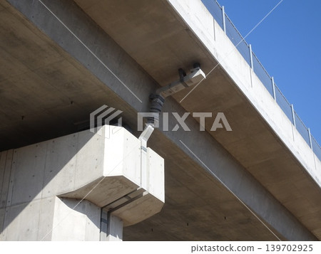 四日市港霞浦北碼頭區域道路橋樑排水系統（三重縣三重郡川越町） 139702925
