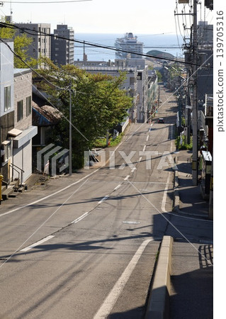 In early May in Otaru, Hokkaido, at Funamizaka, a slope that has been the setting for movies and dramas, you can see ships from this slope, a filming location for movies. In early May in Otaru, Hokkaido, at Funamizaka, a slope that has been the setting for movies and dramas, you can see ships from this slope, a filming location for movies. 139705316