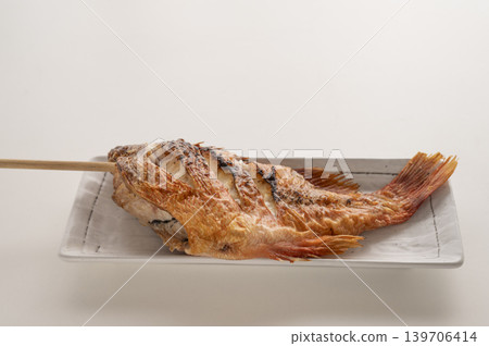 鹽烤紅魚 鹽烤紅魚 139706414