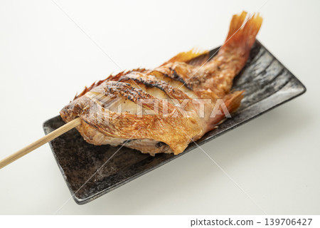 Grilled red fish with salt Grilled red fish with salt 139706427