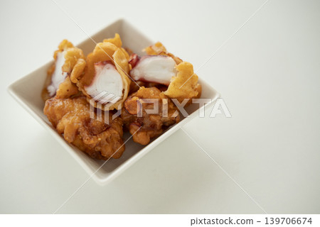 Fried octopus is the perfect snack! 139706674