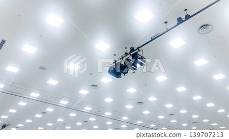 Lighting equipment at the event venue 139707213