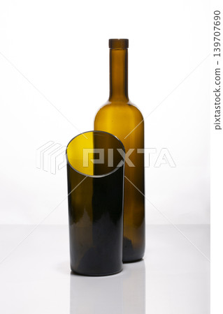 Still life with glass objects on a white background Still life with glass objects on a white background 139707690