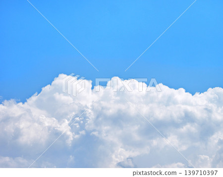雄偉的雲 雄偉的雲 139710397