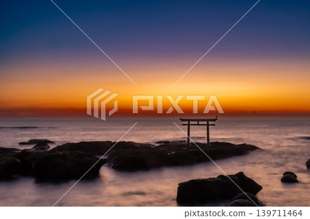 The torii gate at Kamiiso and the sunrise, Oarai Town, Ibaraki Prefecture The torii gate at Kamiiso and the sunrise, Oarai Town, Ibaraki Prefecture 139711464