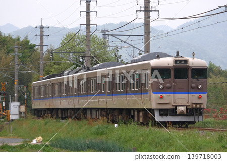 福知山線113系列車（本地列車：大阪⇔福知山） 139718003