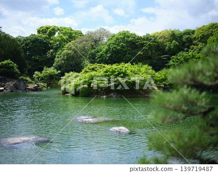 《香川縣》栗林庭園/水邊/池塘 《香川縣》栗林庭園/水邊/池塘 139719487