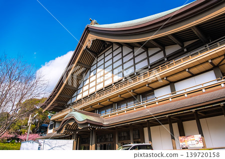 Sanshokaku, a training facility of the head temple Sojiji, Yokohama City, Kanagawa Prefecture Sanshokaku, a training facility of the head temple Sojiji, Yokohama City, Kanagawa Prefecture 139720158