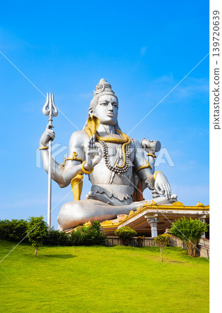 Murudeshwara Temple in Murdeshwar town in India Murudeshwara Temple in Murdeshwar town in India 139720639