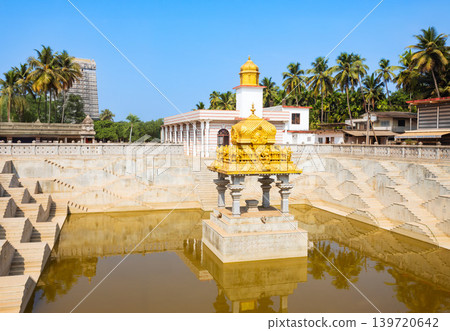 Murdeshwara Pushkarani in Murdeshwar town in India 139720642