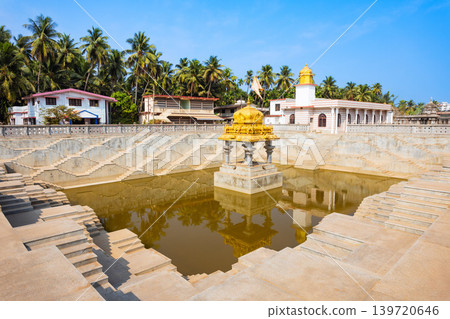 Murdeshwara Pushkarani in Murdeshwar town in India Murdeshwara Pushkarani in Murdeshwar town in India 139720646