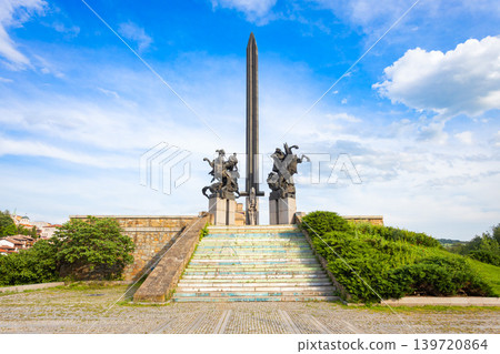 Asen Dynasty Monument in Veliko Tarnovo, Bulgaria Asen Dynasty Monument in Veliko Tarnovo, Bulgaria 139720864