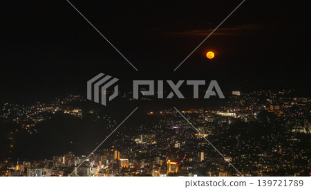 Night view from Mt. Inasa in Nagasaki Prefecture Night view from Mt. Inasa in Nagasaki Prefecture 139721789