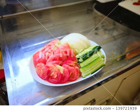 盤裝夏季時蔬 139721939