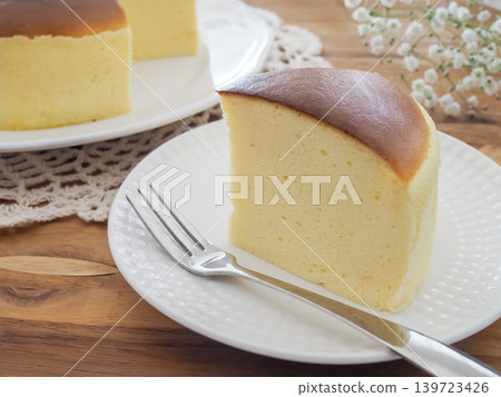 Delicious souffle cheesecake Delicious souffle cheesecake 139723426