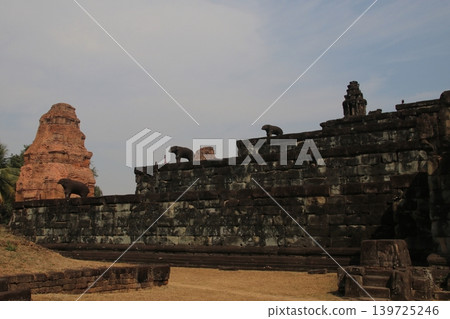The Elephant of Bakong 139725246