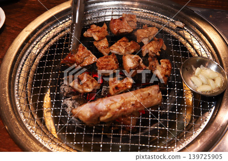 Delicious Traditional Korean Marinated Pork Ribs Barbecue Grilling Delicious Traditional Korean Marinated Pork Ribs Barbecue Grilling 139725905