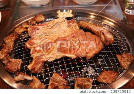 Delicious Traditional Korean Marinated Pork Ribs Barbecue Grilling 139725913
