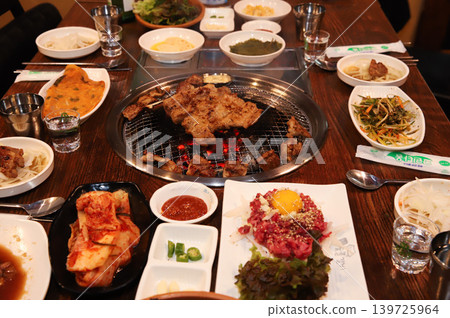 Delicious Traditional Korean Marinated Pork Ribs Barbecue Grilling Delicious Traditional Korean Marinated Pork Ribs Barbecue Grilling 139725964