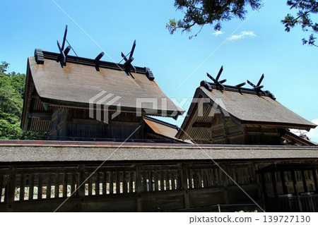 To the shrine where Yakumo stands in search of the thread of the edge ... "Izumo Taisha" To the shrine where Yakumo stands in search of the thread of the edge ... "Izumo Taisha" 139727130