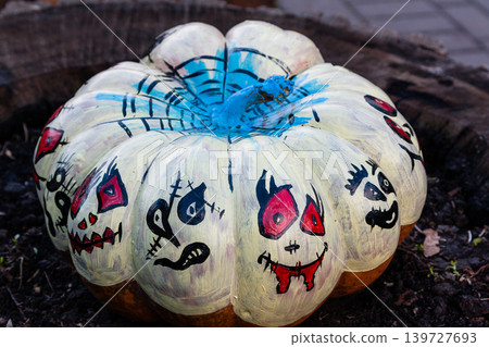 Beautiful pumpkins for halloween Beautiful pumpkins for halloween 139727693