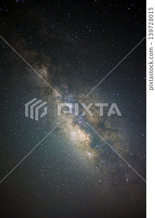 五月的星空:銀河(垂直視圖) 五月的星空:銀河(垂直視圖) 139728015