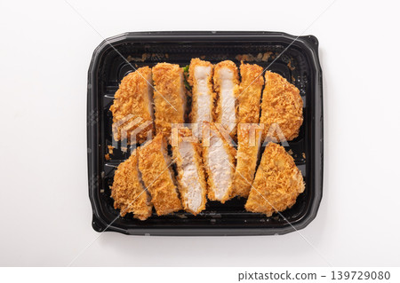 [Canadian Pork] Tonkatsu (Pork Cutlet) 139729080